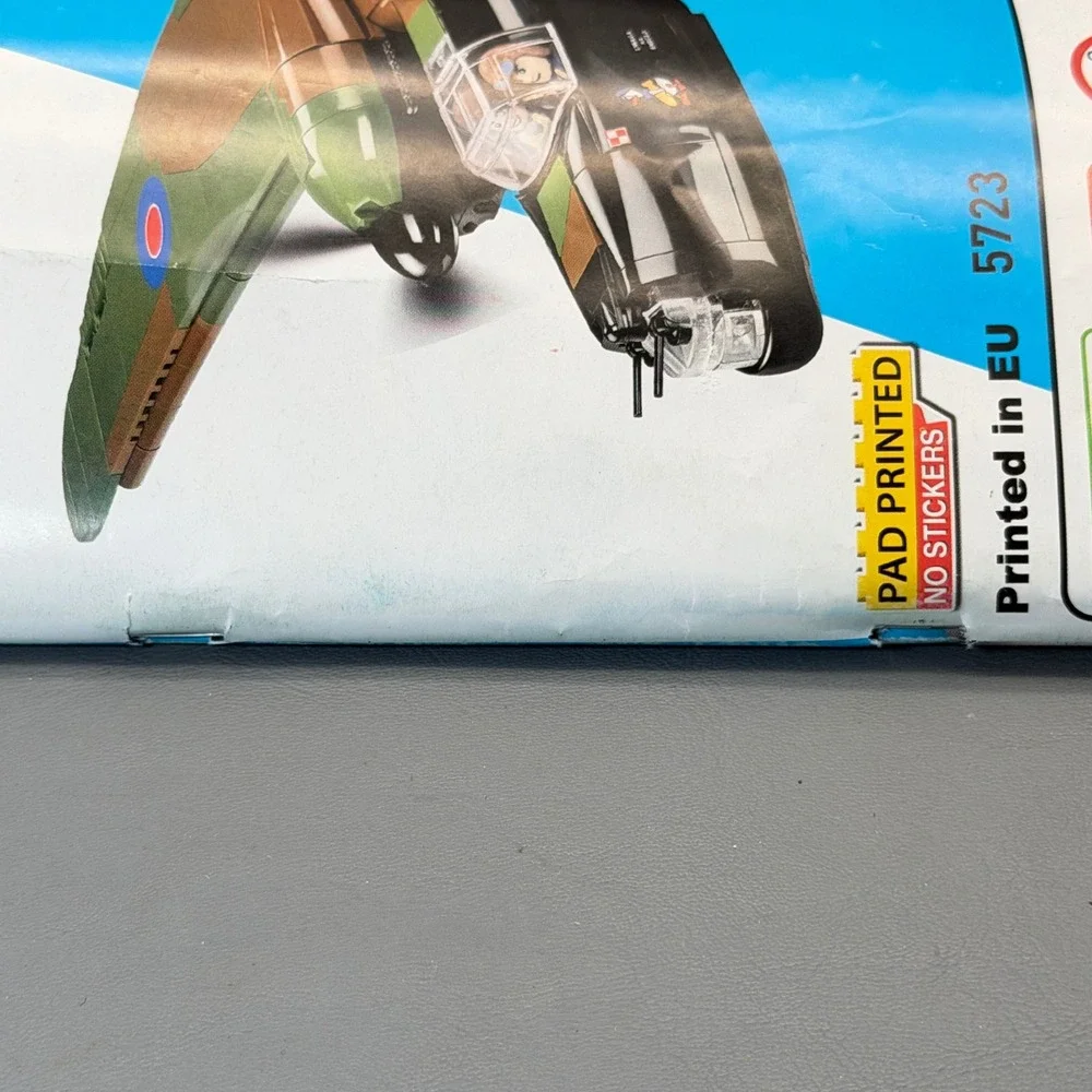 COBI Vickers Wellington Mk.II WWII  Bomber Set - Incomplete